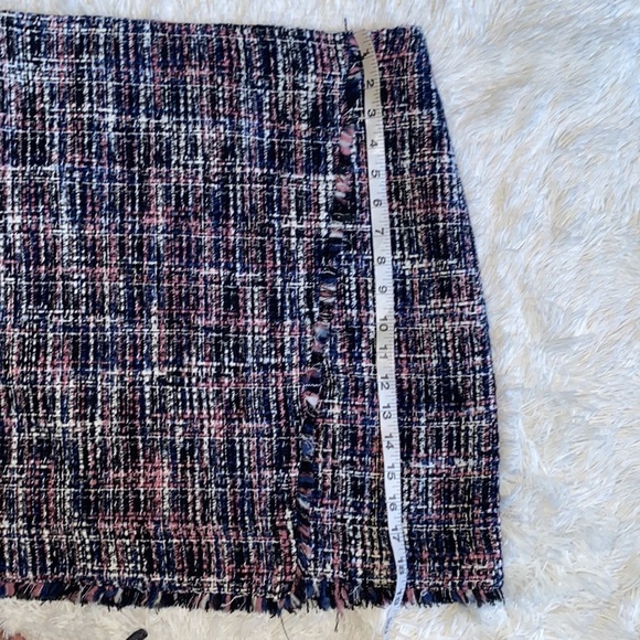 Loft Woven tweed faux wrap skirt - Picture 4 of 7